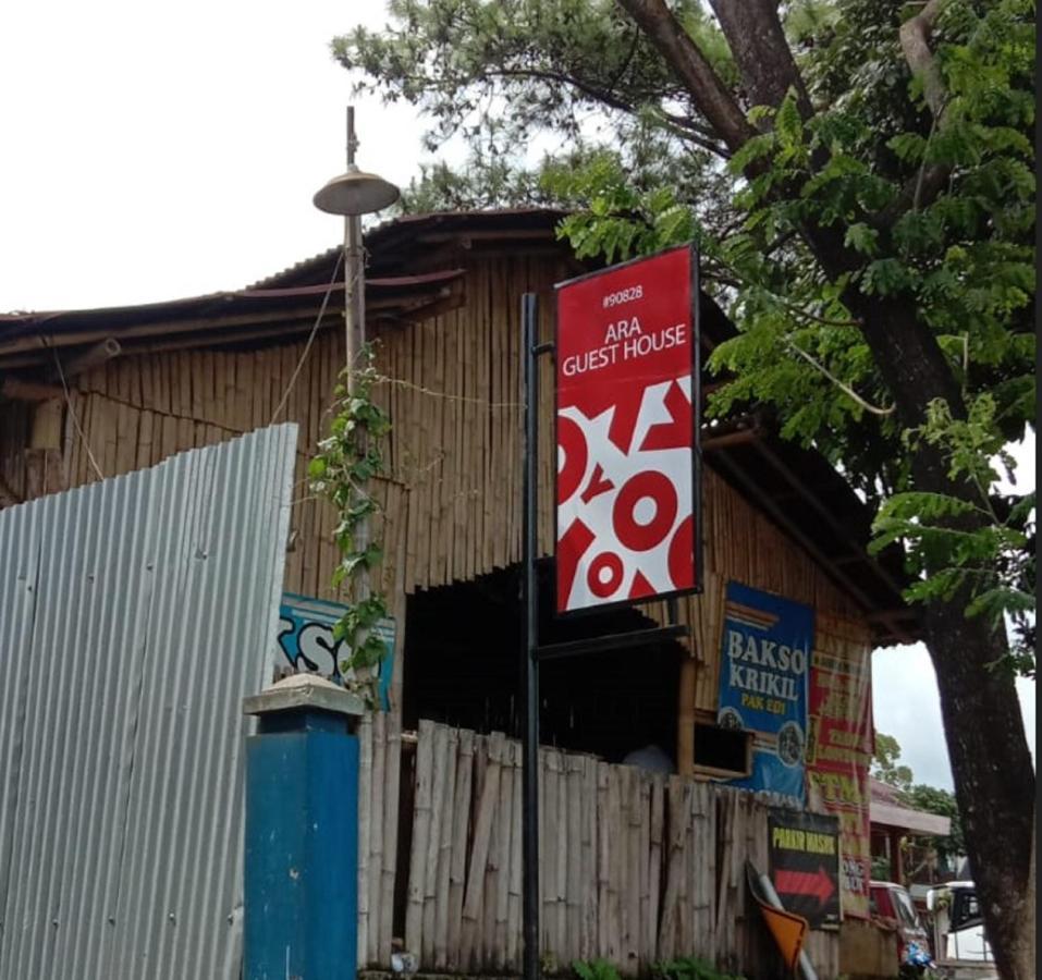 Super Oyo 90828 Ara Guest House Batu  Exteriér fotografie